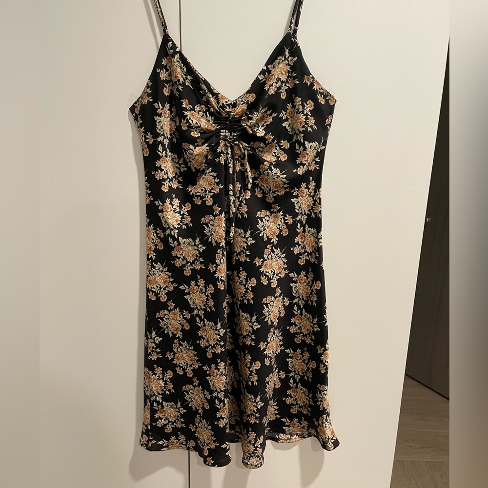 Dress Forum Ruched Floral Mini Dress